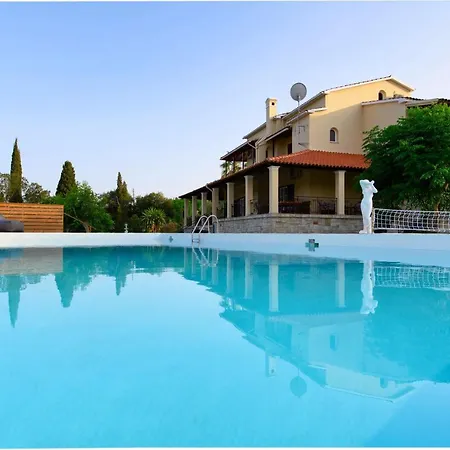 וילה Grand Roubana Gazátika