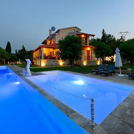 Grand Roubana Villa Gazatika