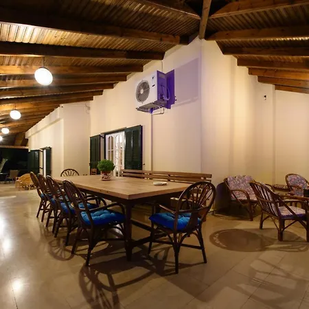 Villa Grand Roubana