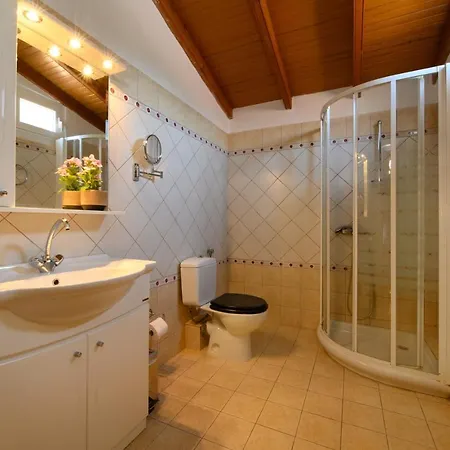 Grand Roubana Villa